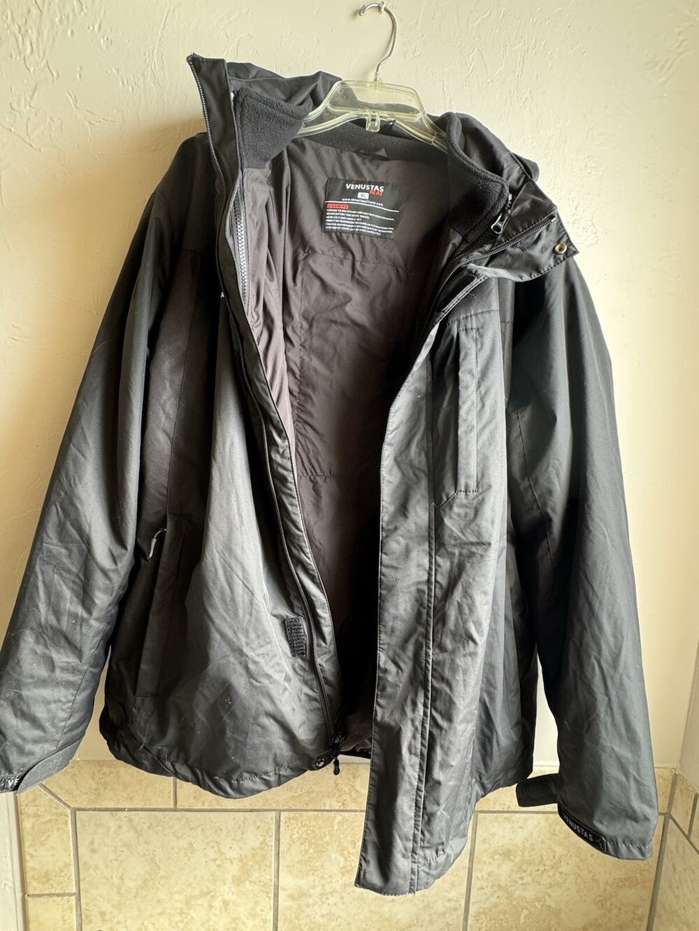 NW/OT Venustas Heated Jacket 3 In 1 Men's XL Battery Pack 7.4v Water Resistant